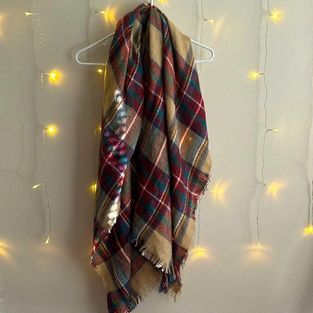 Large Plaid Fashion Scarf 🧣